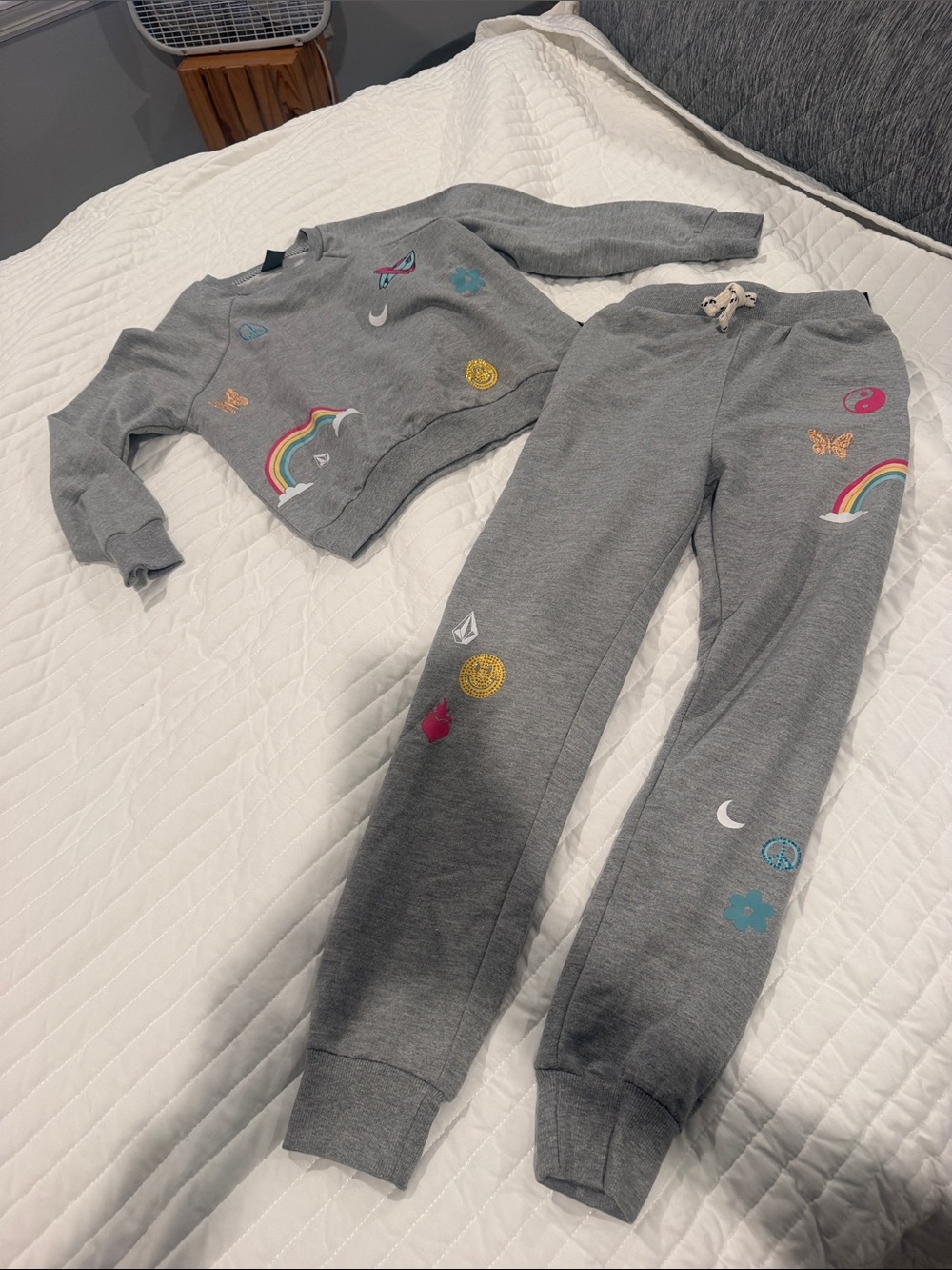 Volcom Gray Sweatshirt and Joggers Set with Colorful Patches